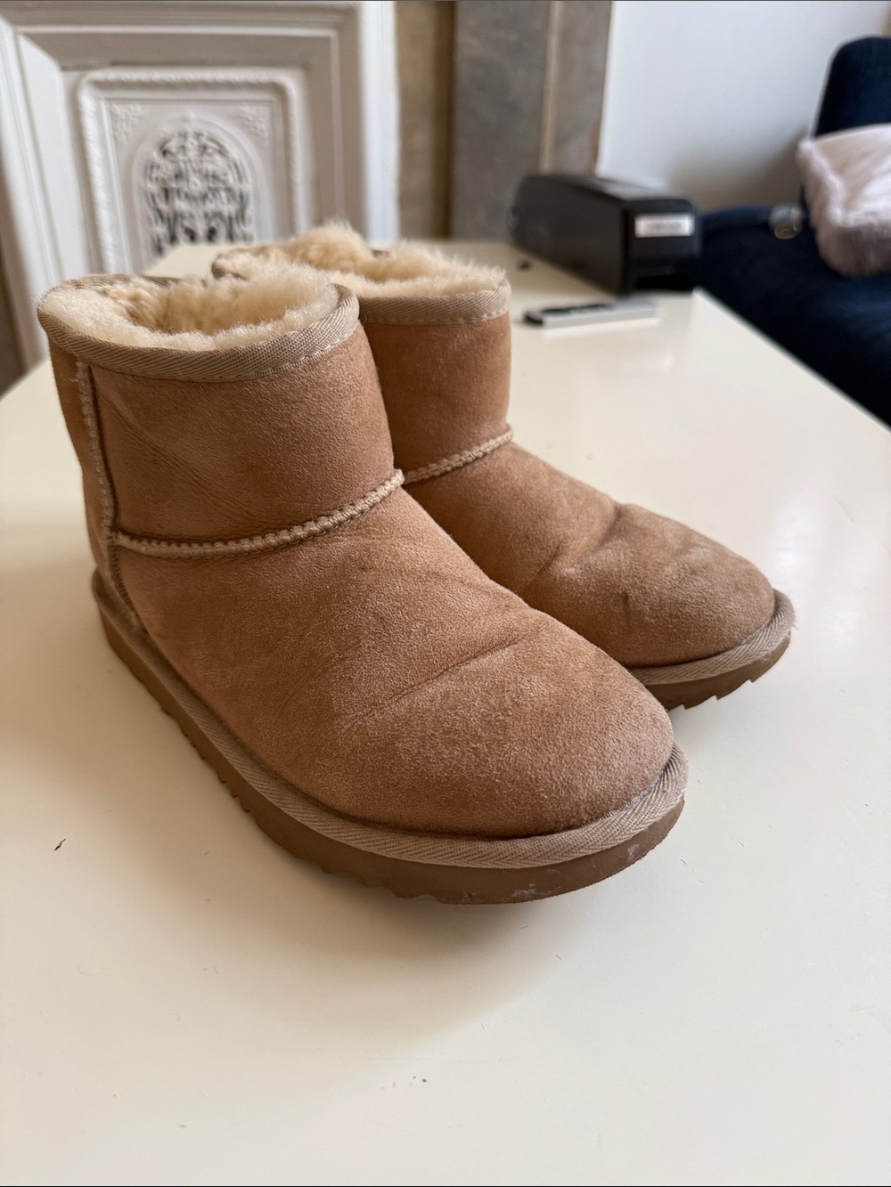 Uggs-Classic Short Shearling Lined Suede Boots - light tan